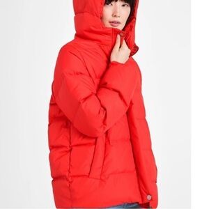 Eileen Fisher Red Lory Hooded Puffer
Coat Size Large